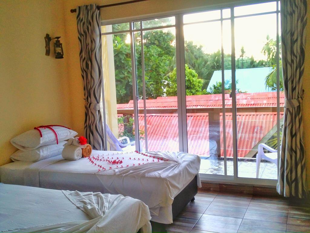 Relax Maldives 4*